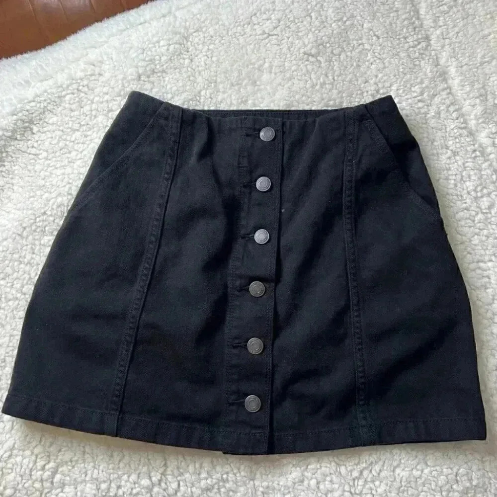 Aritzia Wilfred  Free Ahrens Button Black Denim Mini Skirt sz 00 - Picture 5 of 8